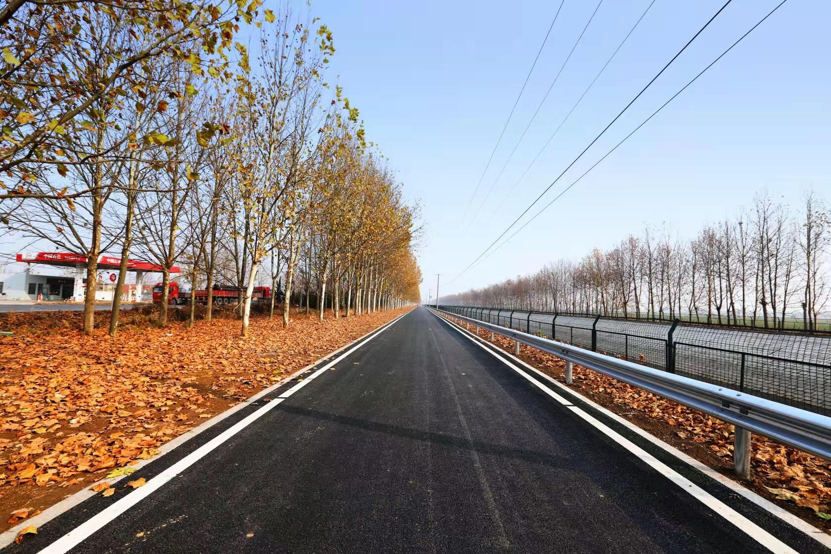 告別土路——引黃濟(jì)青工程管護(hù)道路全面升級(jí)，鋪設(shè)路面176.69公里助力區(qū)域發(fā)展