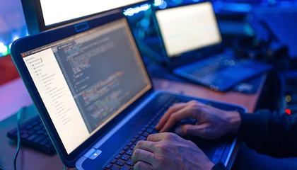 鍵盤的發(fā)明者與計(jì)算機(jī)編程的演進(jìn)